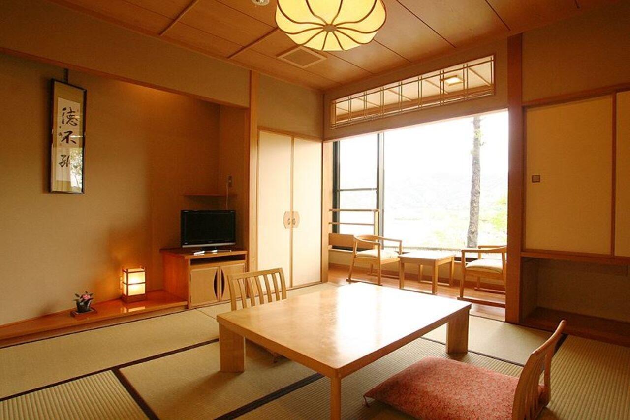 Maruei Hotell Fujikawaguchiko Exteriör bild